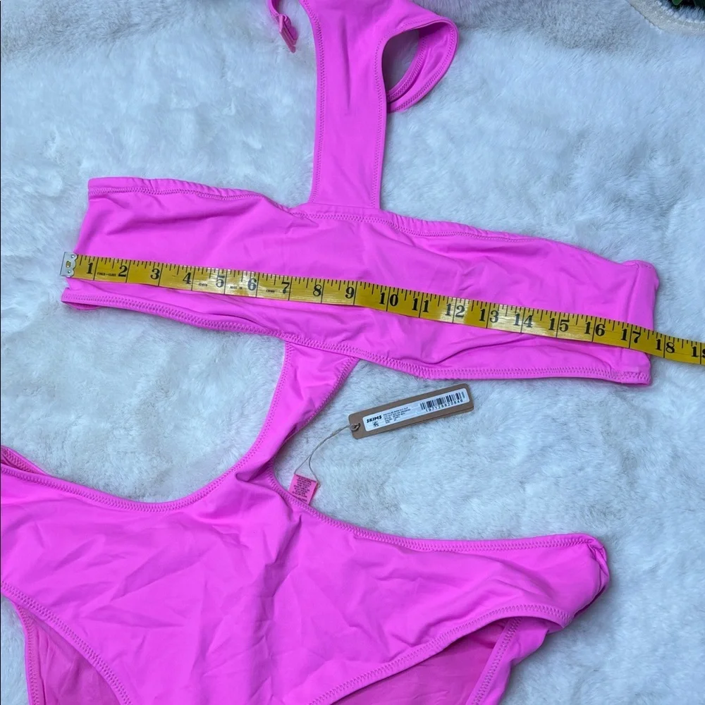 NWT SKIMS HALTER MONOKINI IN Taffy SZ 2X